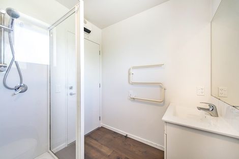 Photo of property in 8/190 Lincoln Road, Addington, Christchurch, 8024