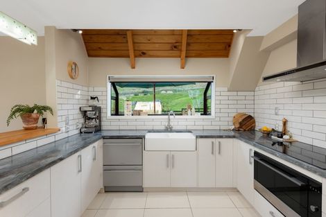 Photo of property in 7 Cornwall Street, Picton, 7220