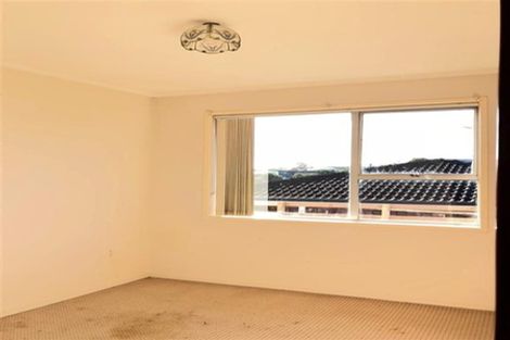 Photo of property in 2/13 Steele Street, Meadowbank, Auckland, 1072