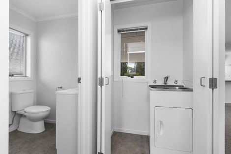 Photo of property in 2 Lilac Street, Melville, Hamilton, 3206