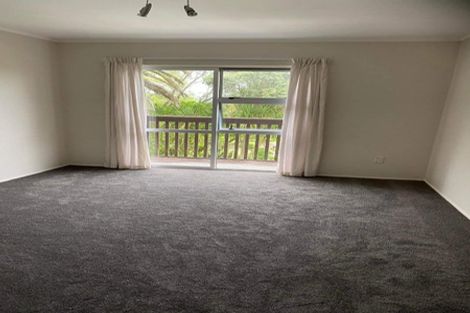 Photo of property in 73 Cherrington Road, Clevedon, Papakura, 2582
