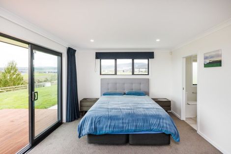 Photo of property in 117 Kingsdale Park Drive, Aokautere, Palmerston North, 4471