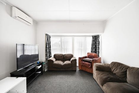 Photo of property in 1/45 Ross Crescent, Fairfield, Hamilton, 3214