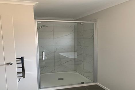 Photo of property in 74 Waipunahau Road, Waikanae, 5036