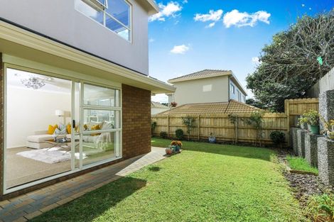 Photo of property in 28e Hillsborough Road, Hillsborough, Auckland, 1042