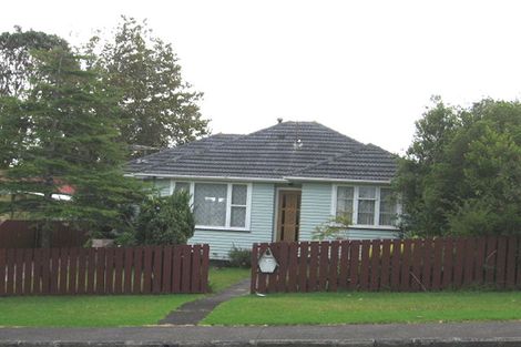 Photo of property in 115 Taikata Road, Te Atatu Peninsula, Auckland, 0610