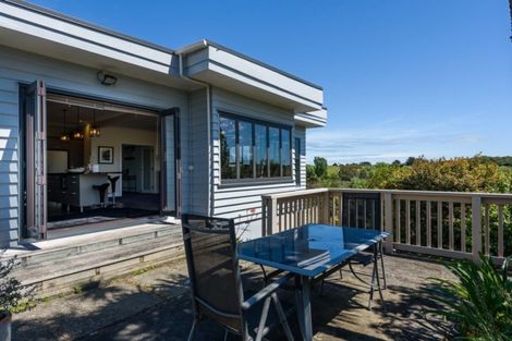 Photo of property in 105 Poplar Avenue, Raumati South, Paraparaumu, 5032