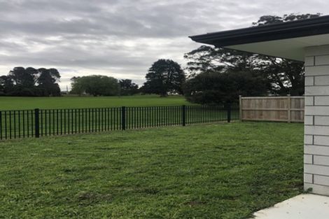 Photo of property in 71 Murray Ward Drive, Te Kauwhata, 3710