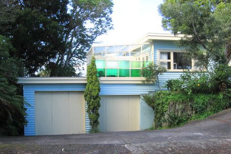 Photo of property in 56 Kauri Point Road, Laingholm, Auckland, 0604