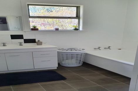 Photo of property in 72 David Street, Lynmouth, New Plymouth, 4310