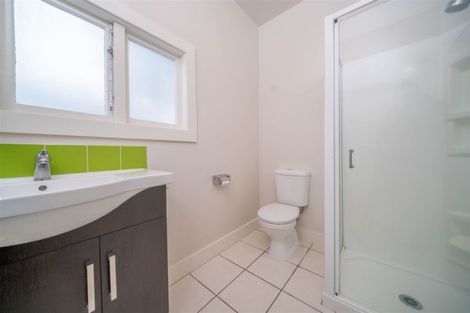 Photo of property in 15 Aorangi Road, Bryndwr, Christchurch, 8053