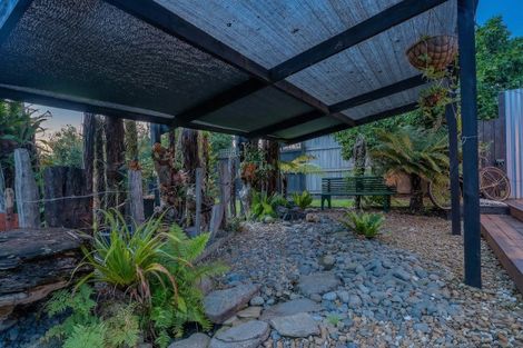 Photo of property in 75 Robinson Road, Whitianga, 3510