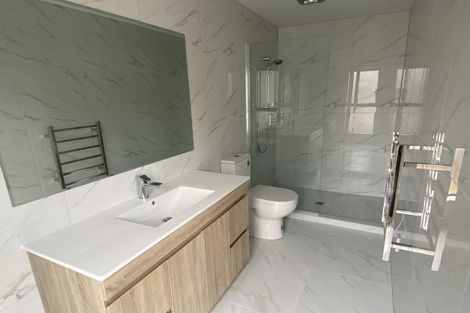 Photo of property in 132b Stapleford Crescent, Browns Bay, Auckland, 0630