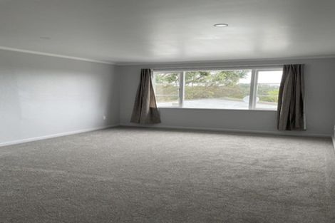 Photo of property in 39 Park Road, Glenfield, Auckland, 0629