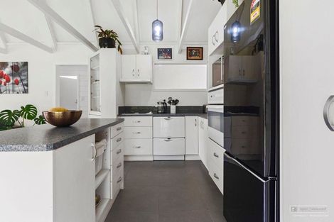 Photo of property in 21a Hamilton Road, Lake Rotoma, Rotorua, 3074