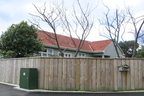 Photo of property in 547 Featherston Street, Roslyn, Palmerston North, 4414