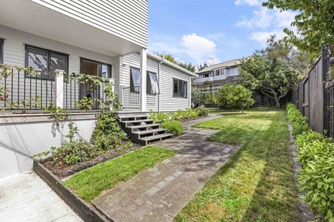 Photo of property in 2a Burn-murdoch Street, St Andrews, Hamilton, 3200