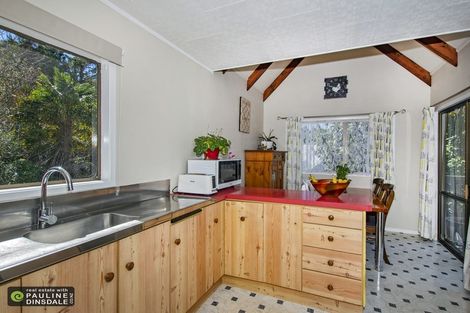 Photo of property in 35 Commins Road, Onerahi, Whangarei, 0110