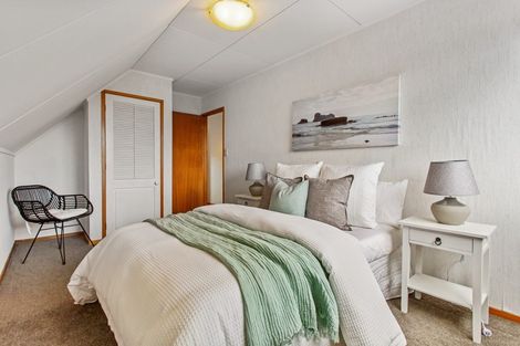 Photo of property in 1/406 East Coast Road, Sunnynook, Auckland, 0630