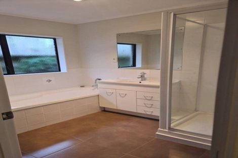 Photo of property in 29 Northpark Avenue, Northpark, Auckland, 2013