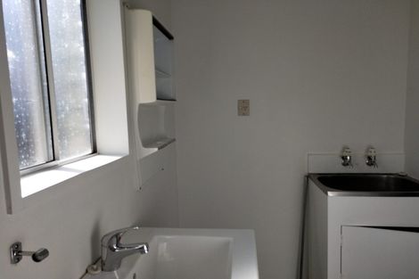 Photo of property in 20 Edgeware Road, Palmerston North, 4410