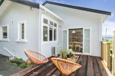 Photo of property in 35 Buckingham Street, Melrose, Wellington, 6023