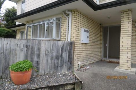 Photo of property in 3a Trelawn Place, Cockle Bay, Auckland, 2014