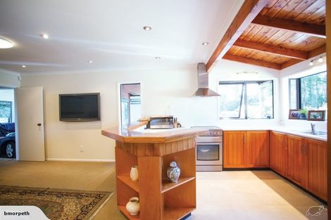 Photo of property in 72 Crows Road, Swanson, Auckland, 0614