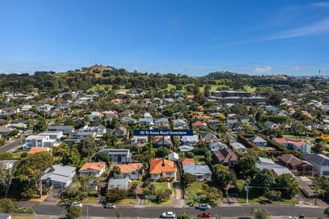 Photo of property in 40 Te Kawa Road, Greenlane, Auckland, 1061