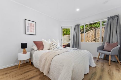 Photo of property in 18a Jacanas Place, Unsworth Heights, Auckland, 0632