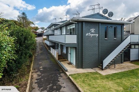 Photo of property in 9/11 Kingsway Avenue, Sandringham, Auckland, 1025