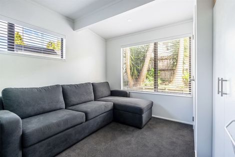 Photo of property in 27 Shadon Place, Stanmore Bay, Whangaparaoa, 0932