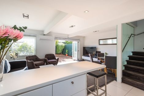 Photo of property in 11/12 Shrewsbury Street, Merivale, Christchurch, 8014