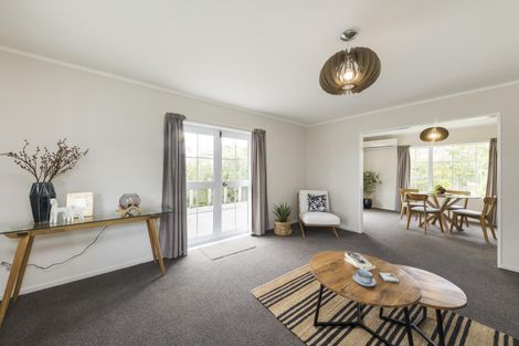 Photo of property in 155 Summerhill Drive, Fitzherbert, Palmerston North, 4410