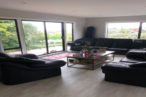 Photo of property in 149 Oaktree Avenue, Browns Bay, Auckland, 0630