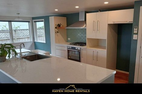 Photo of property in 52 Ngahere Street, Stokes Valley, Lower Hutt, 5019