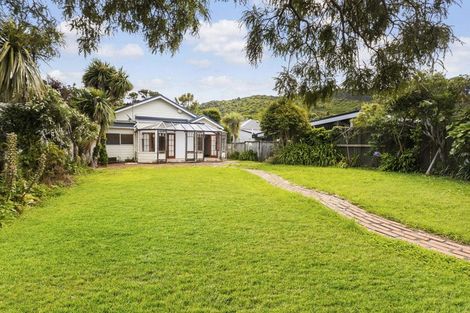 Photo of property in 74 Nottingham Street, Karori, Wellington, 6012