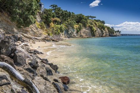 Photo of property in 18 Hamana Street, Narrow Neck, Auckland, 0622