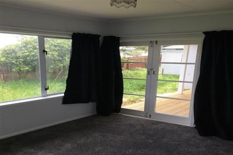 Photo of property in 49 Bader Drive, Mangere, Auckland, 2022