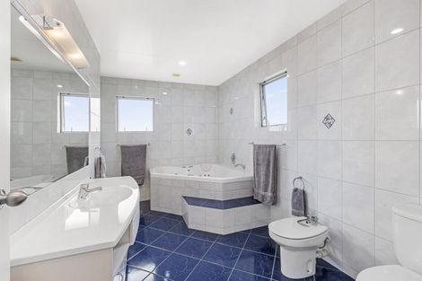 Photo of property in 225 Hoeka Road, Matangi, Hamilton, 3284