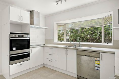 Photo of property in 11 Stanford Street, Albany, Auckland, 0632