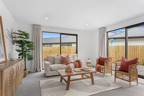 Photo of property in 22 Mcquillan Avenue, Woodend, 7610