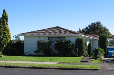 Photo of property in 41 Marendellas Drive, Bucklands Beach, Auckland, 2014