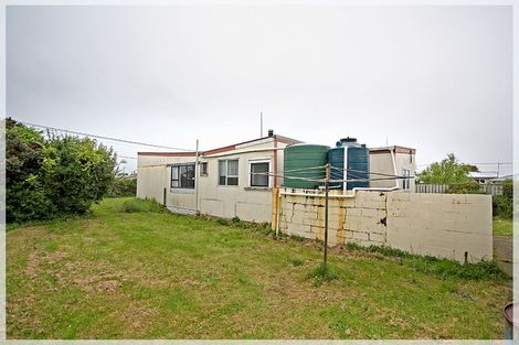 Photo of property in 14 Linklater Avenue, Foxton Beach, Foxton, 4815