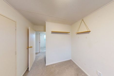 Photo of property in 2 Newton Place, Westbrook, Palmerston North, 4412