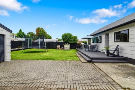 Photo of property in 27 Owhatiura Drive, Lynmore, Rotorua, 3010
