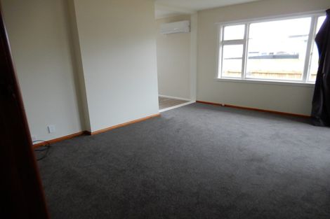 Photo of property in 120 Bowhill Road, New Brighton, Christchurch, 8083