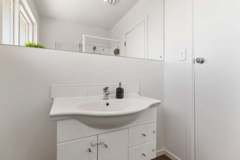 Photo of property in 1 Stanton Crescent, Hoon Hay, Christchurch, 8025