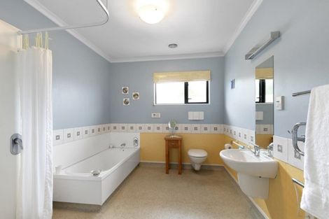 Photo of property in 52-54a Bell Road, Waiwhetu, Lower Hutt, 5010