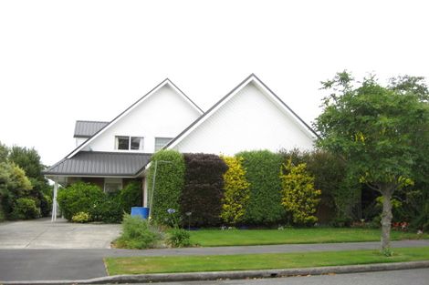 Photo of property in 16 Briarmont Street, Avondale, Christchurch, 8061